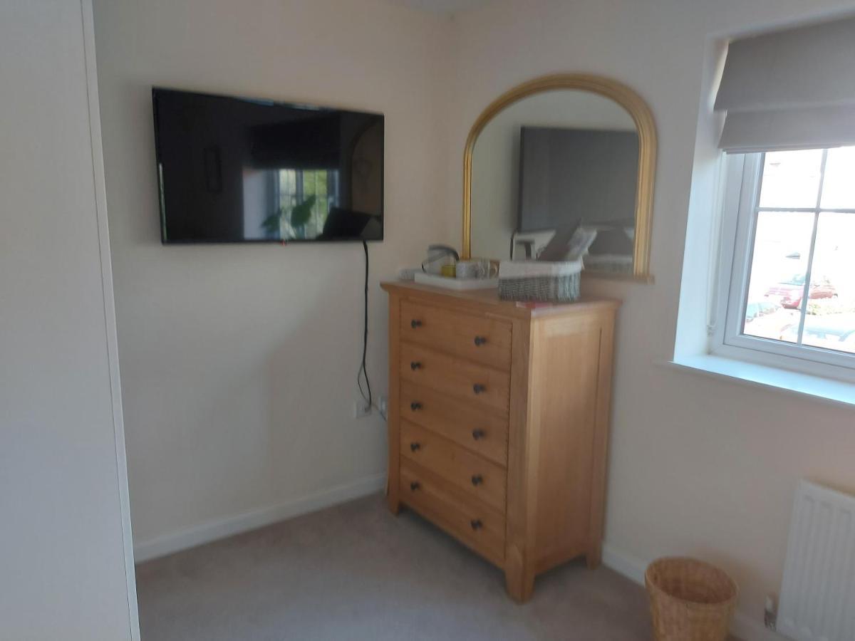 Apartament Secret Garden Faygate Zewnętrze zdjęcie