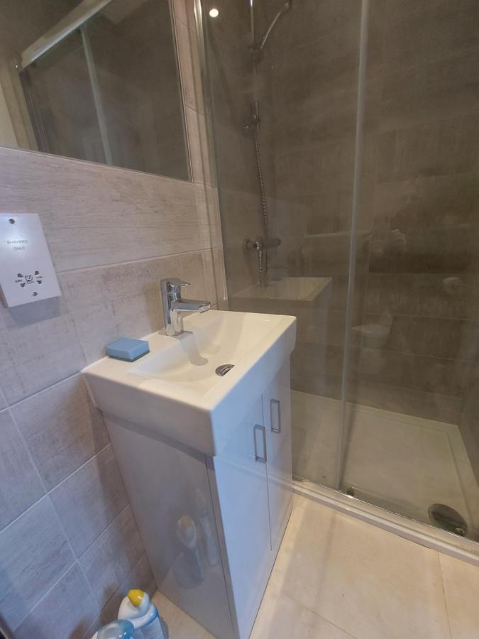 Apartament Secret Garden Faygate Zewnętrze zdjęcie